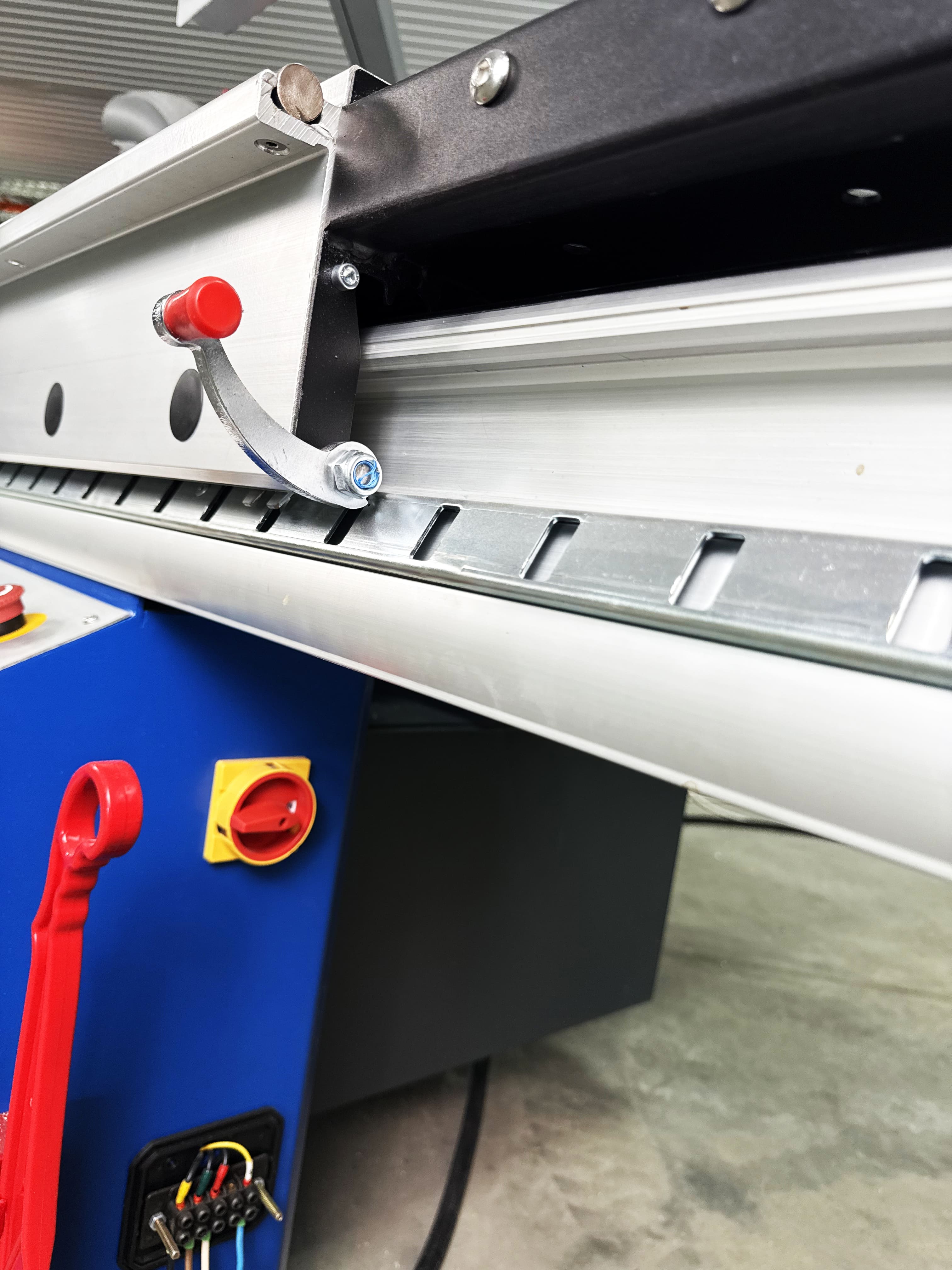 Форматно-раскроечный станок DELTAMACHINERY DM-3200 Evolution фото 14
